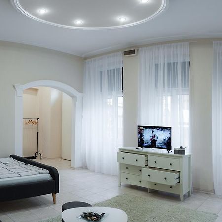 Mainstreet Apartman Subotica Bagian luar foto